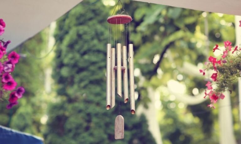 How to Hang Wind Chimes