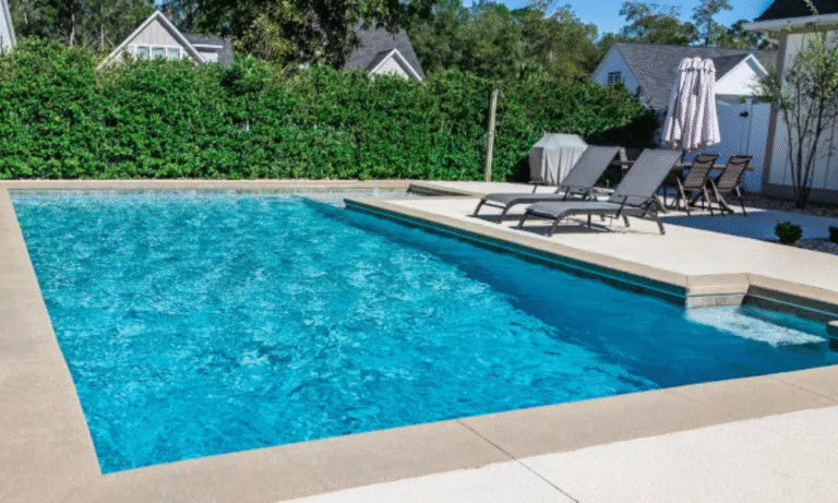 Common Signs That Your Home's Pool is Leaking