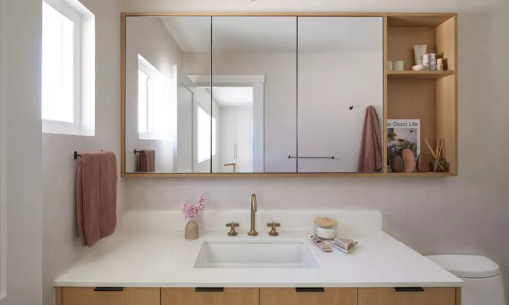 Creative Storage Solutions for Small Bathrooms