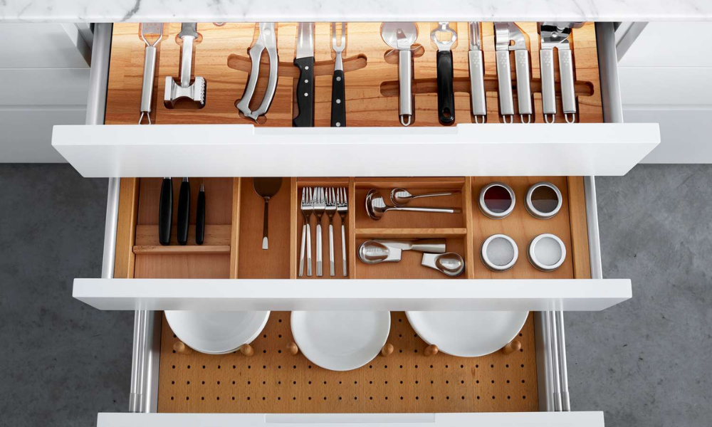 Kitchen Drawer Organizer Ideas for a Neat and Tidy Space
