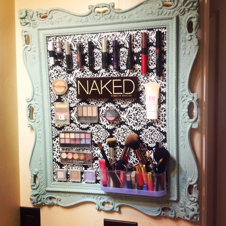 Magnetic Makeup Board for Jewelry
