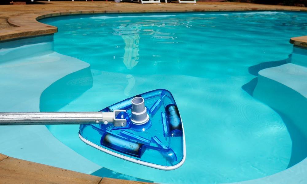 Benefits of Professional Pool Services