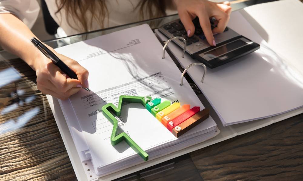 How to Maintain Energy-Efficient Lighting