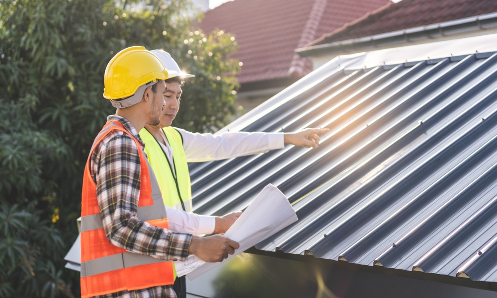 Top Benefits of Hiring Professional Metal Contractors
