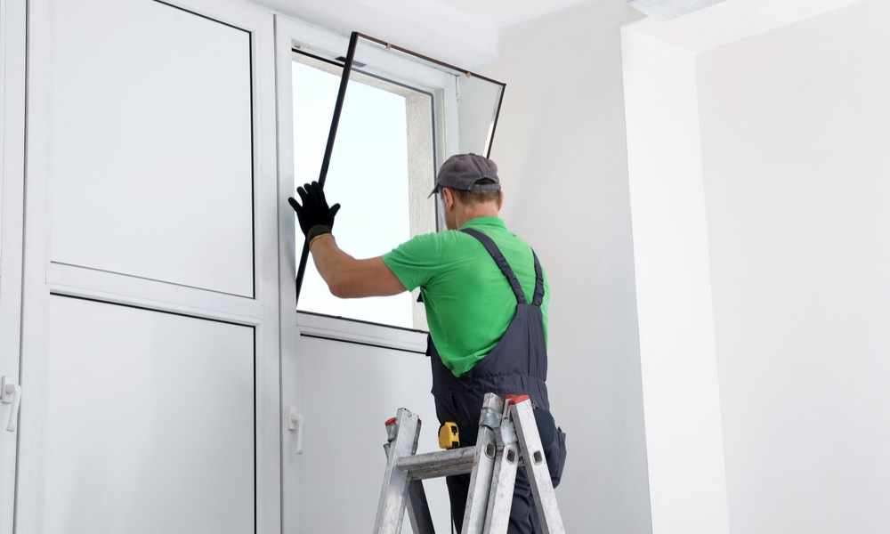 Why You Should Choose the Right Glazing Contractor for Your Project