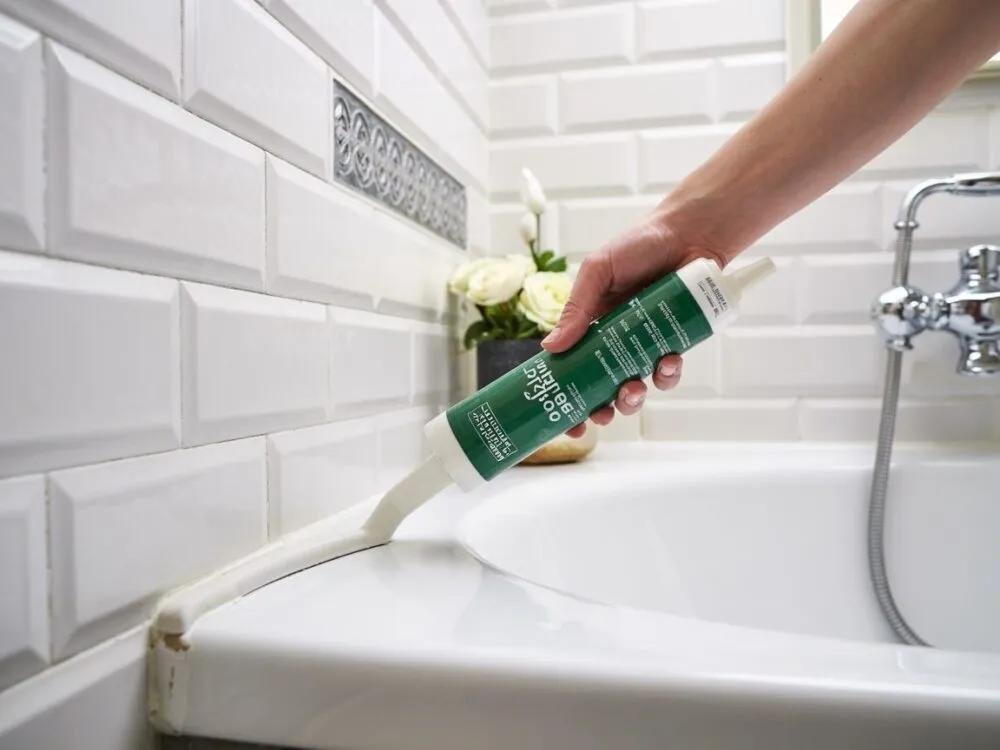How to Caulk a Shower Properly