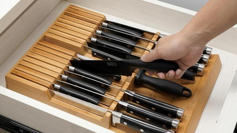 Knife Holders for an Organized Kitchen