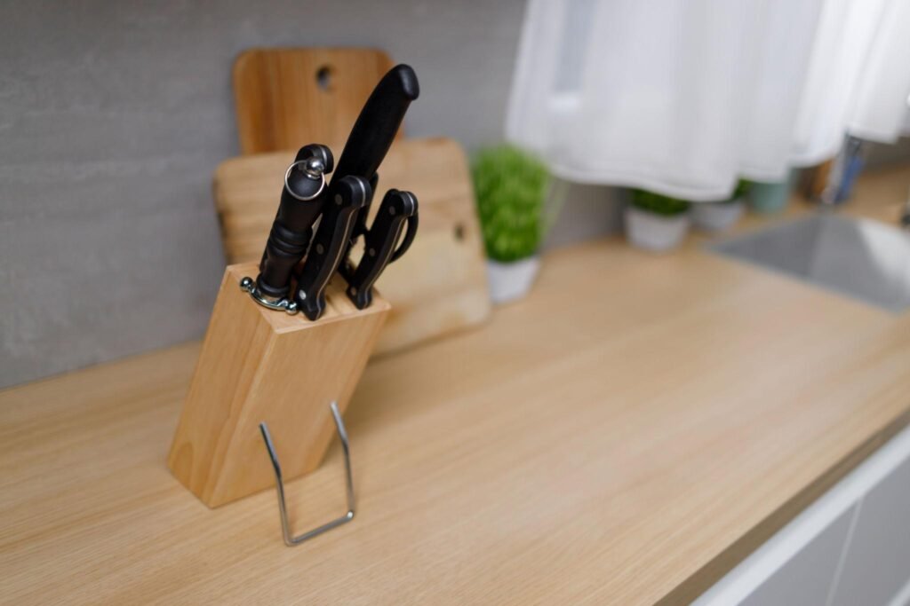 Traditional Knife Block
